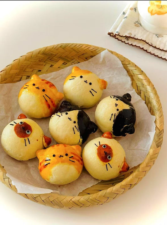 Animal cake(rabbit, cats, dog)